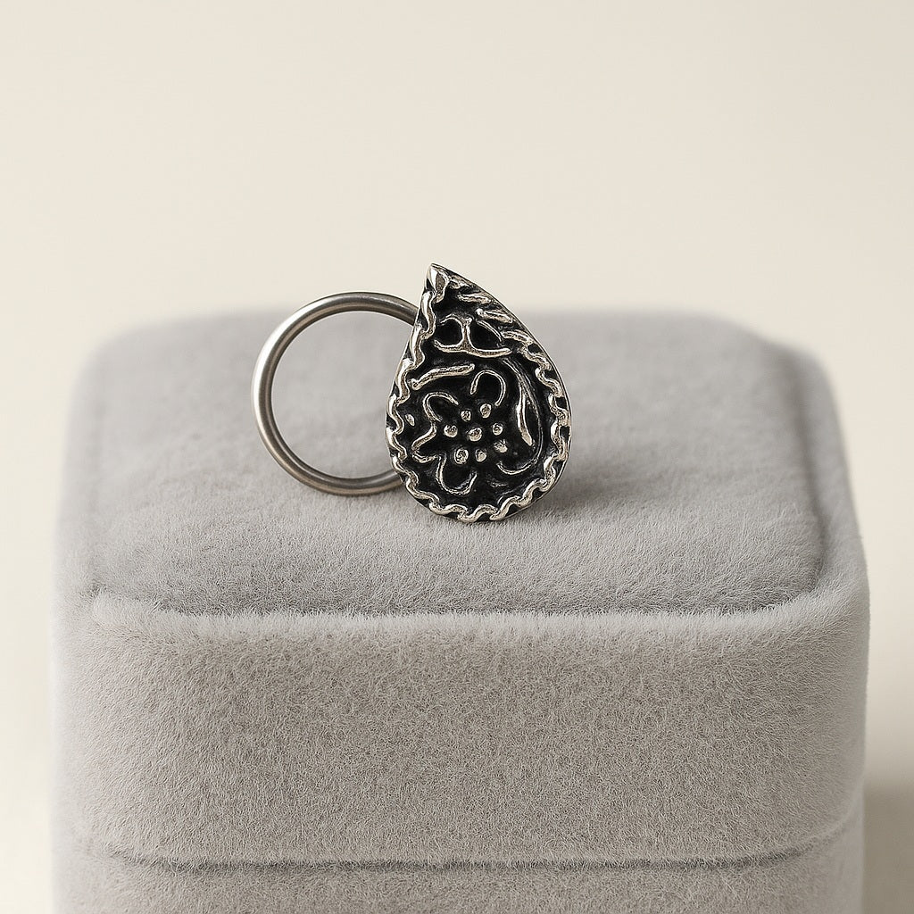 925 Sterling Silver Antique Teardrop Nose Pin