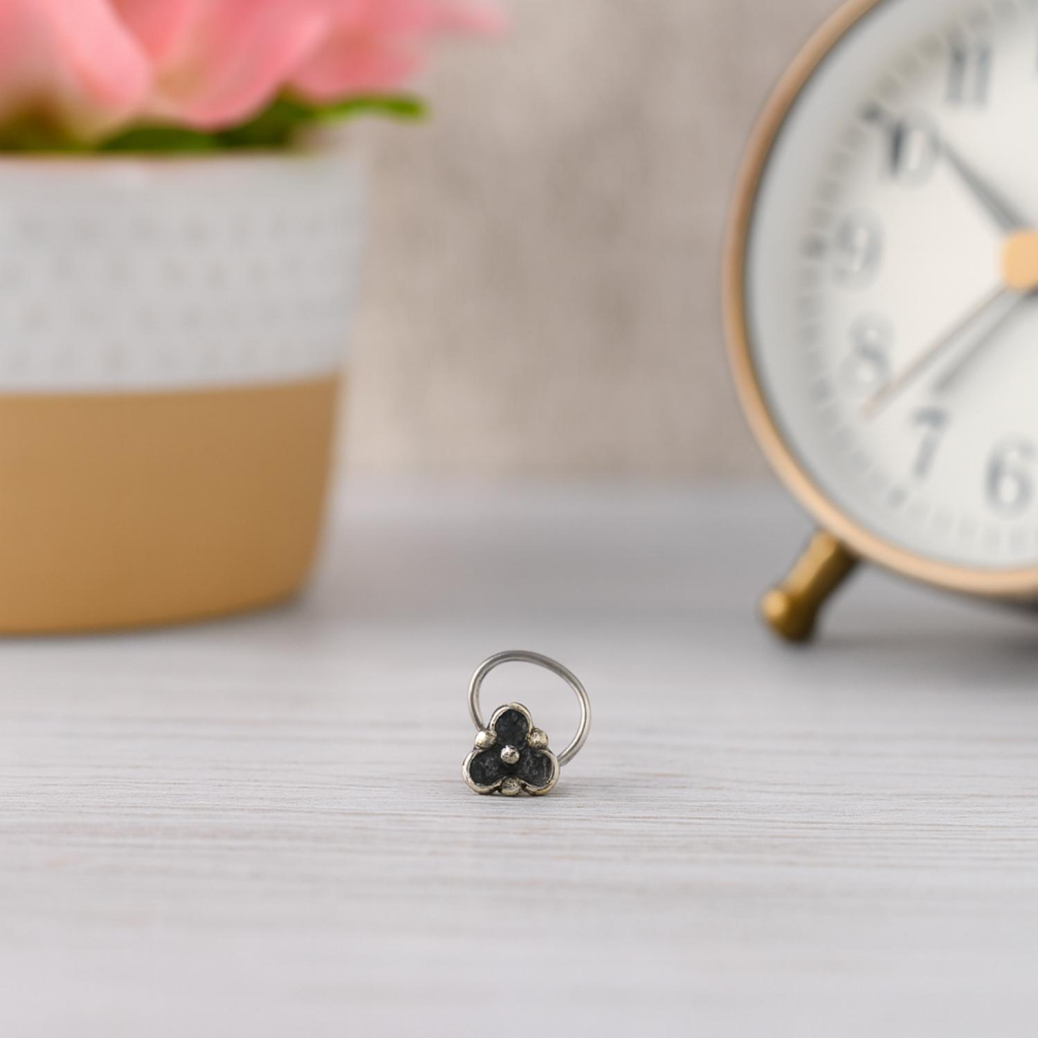 925 Sterling Silver Antique Three-Petal Vintage Floral Nose Pin