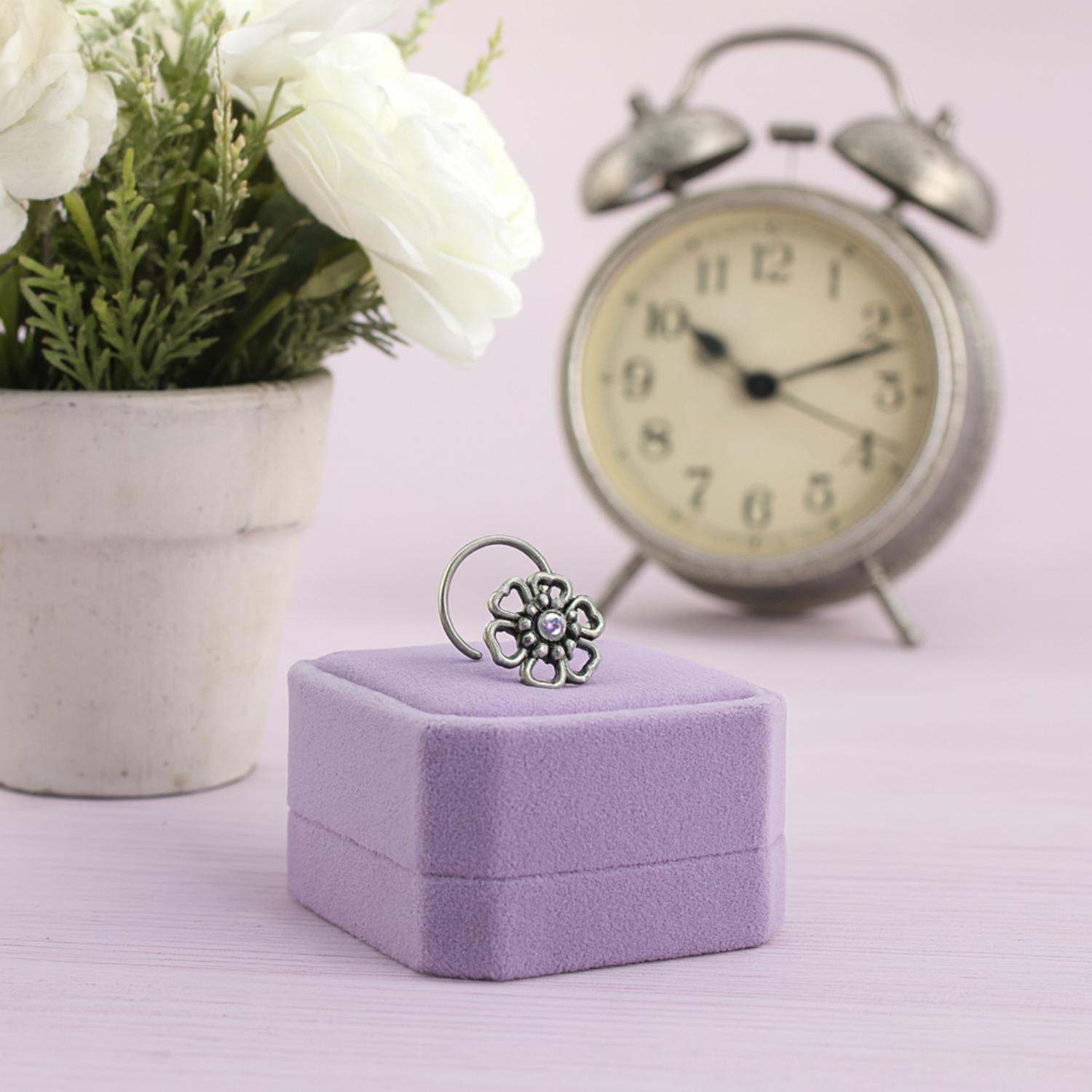 925 Sterling Silver White Cz Antique Openwork Floral Nose Pin