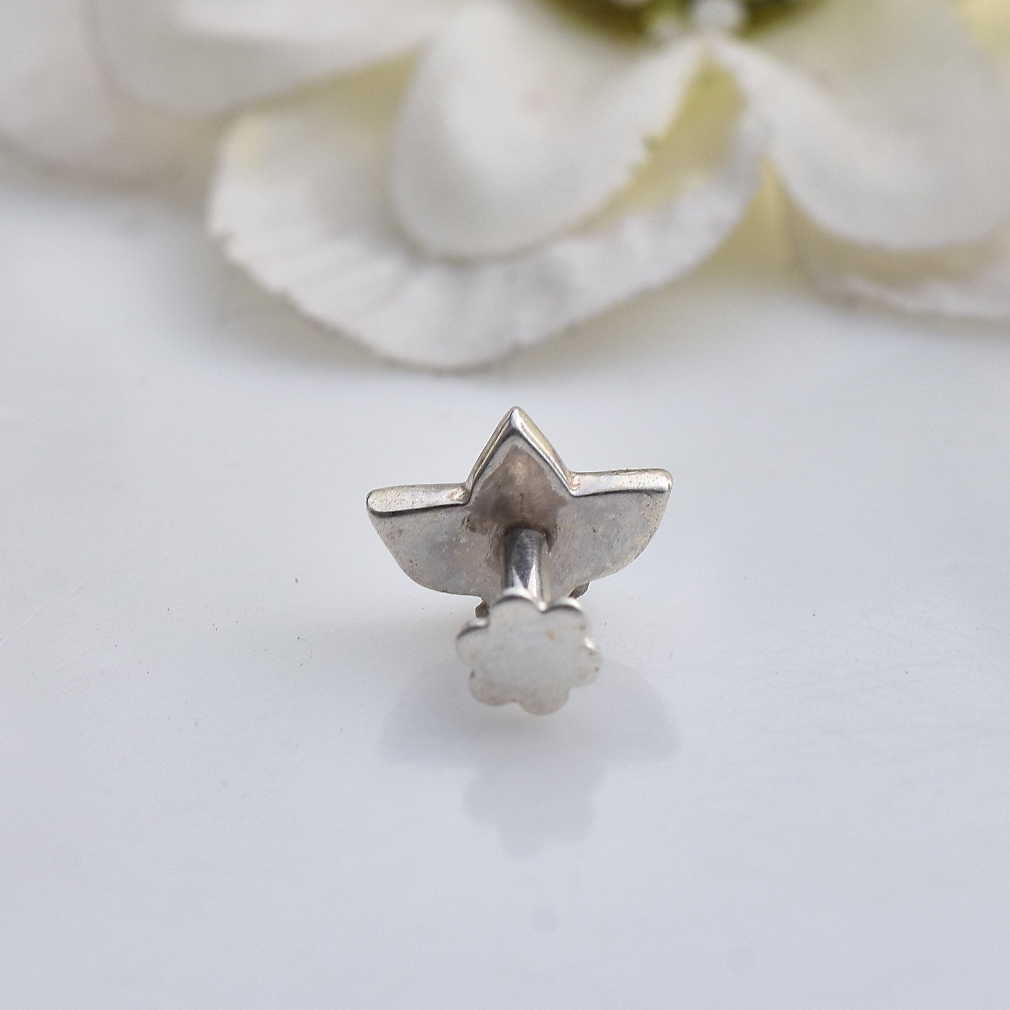 Enamel Turquoise Blue Three-Petal Floral Nose Pin 925 Sterling Silver