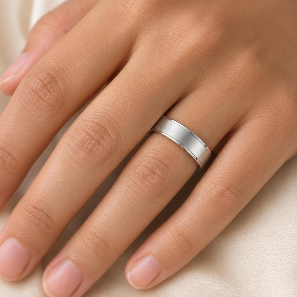 925 Sterling Silver Polished Edge Brushed Finish Band Ring