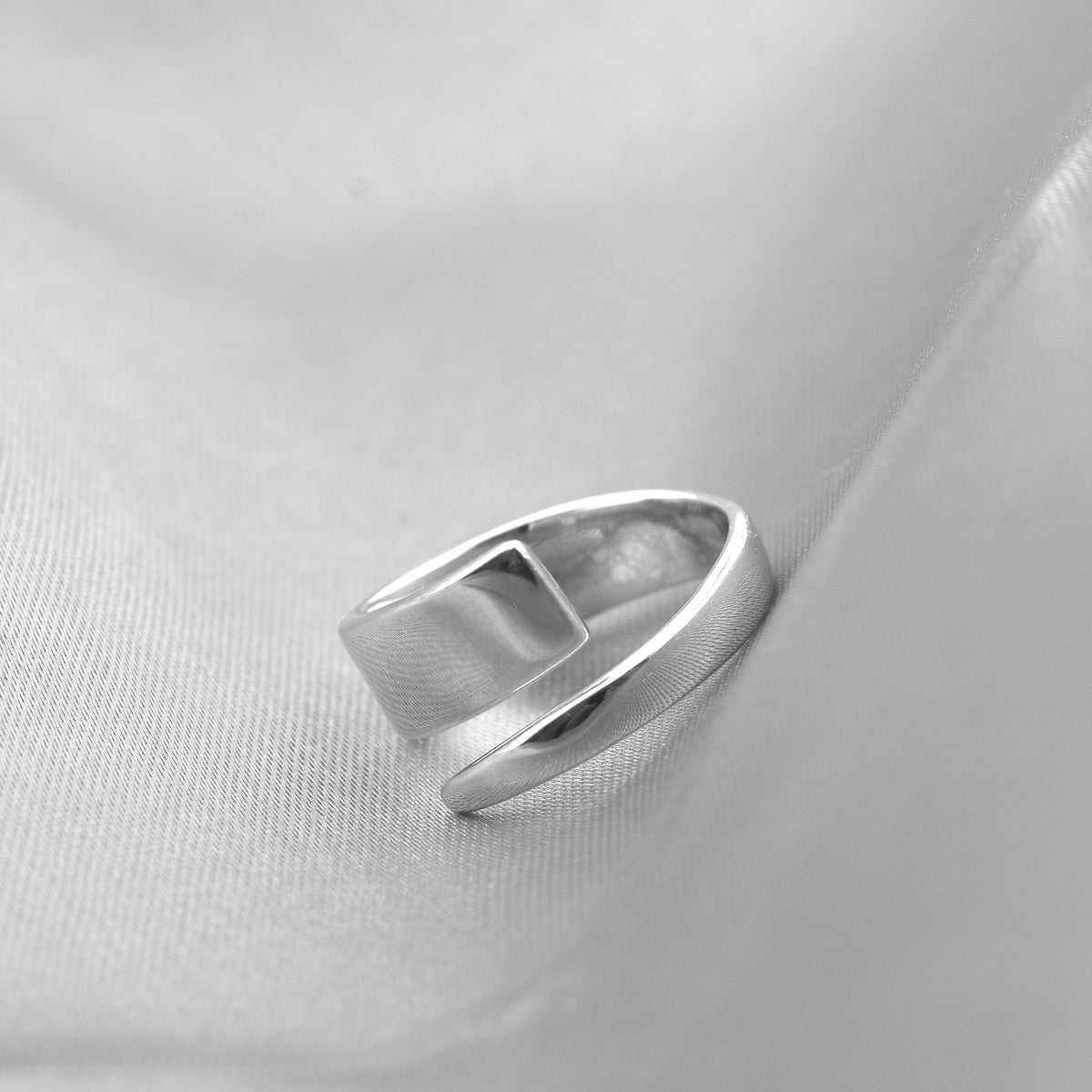 Wave Open Adjustable Band Ring – 925 Sterling Silver