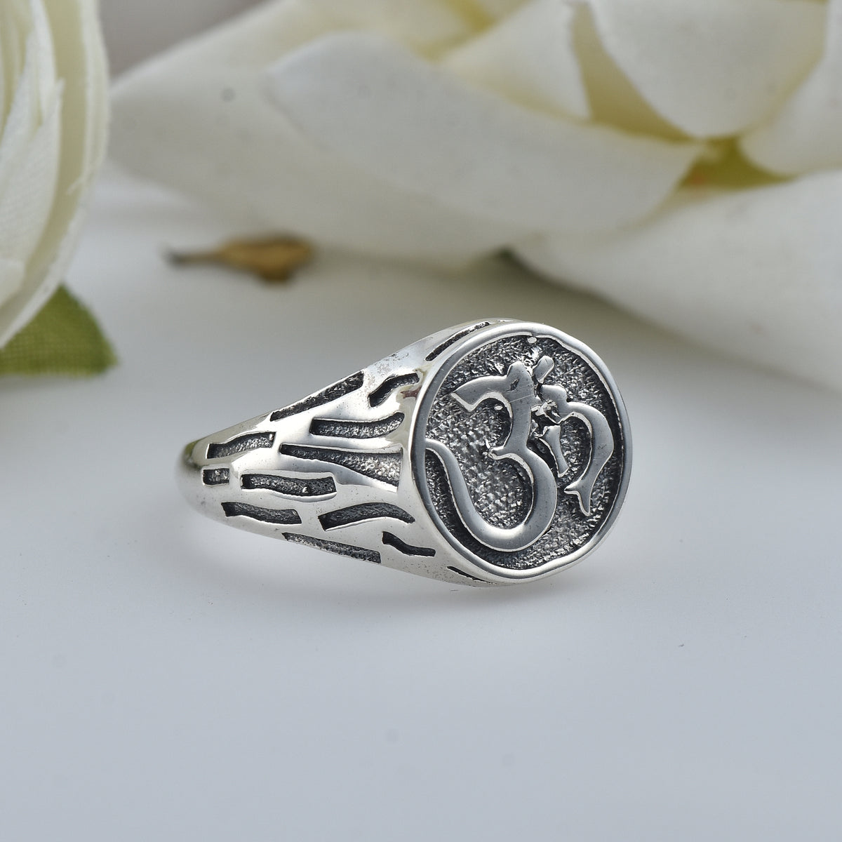 Om Aum Symbol Oxidised Ring – 925 Sterling Silver