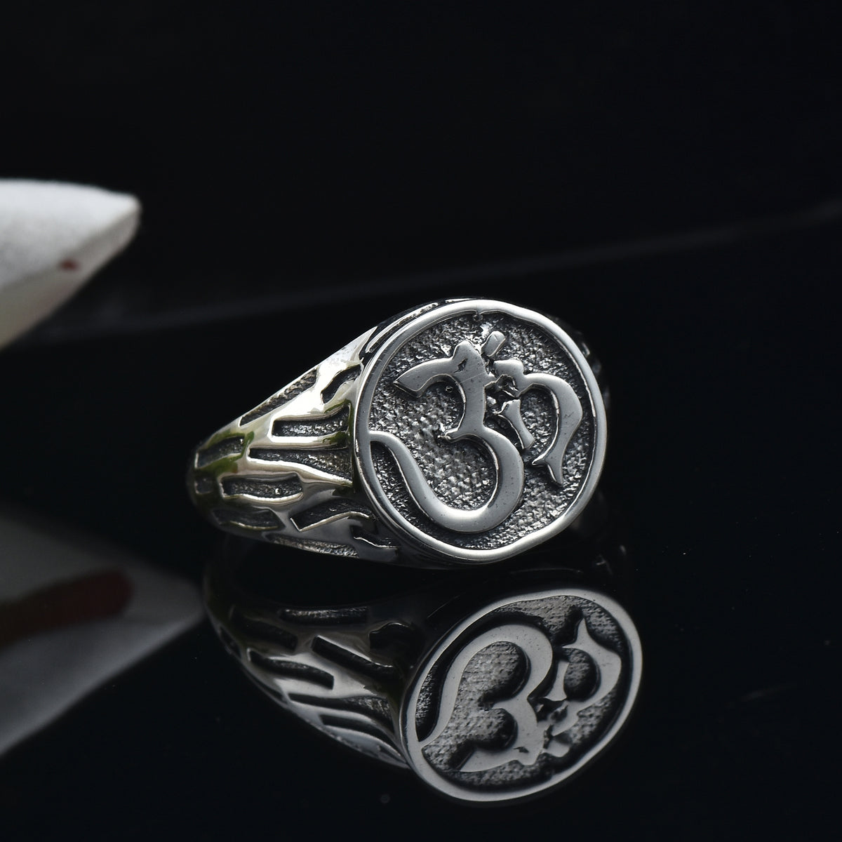 Om Aum Symbol Oxidised Ring – 925 Sterling Silver