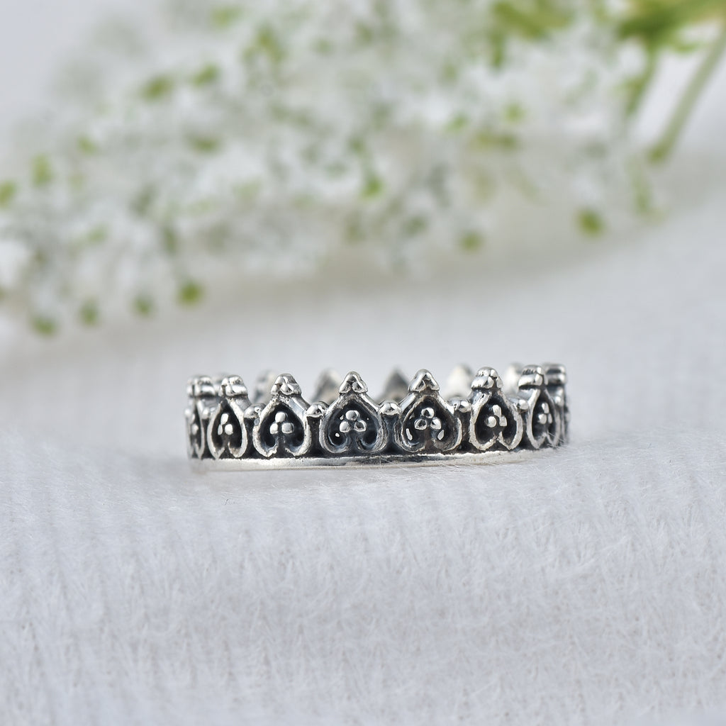 Heart Motif Vintage Stackable Crown Band Ring 925 Sterling Silver