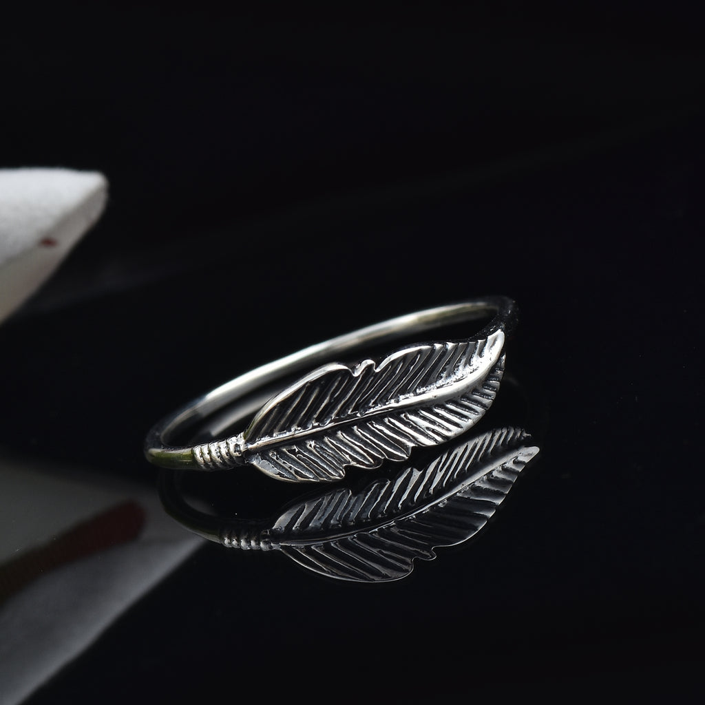 Nature Inspired Minimalist Leaf Ring –  925 Sterling Silver
