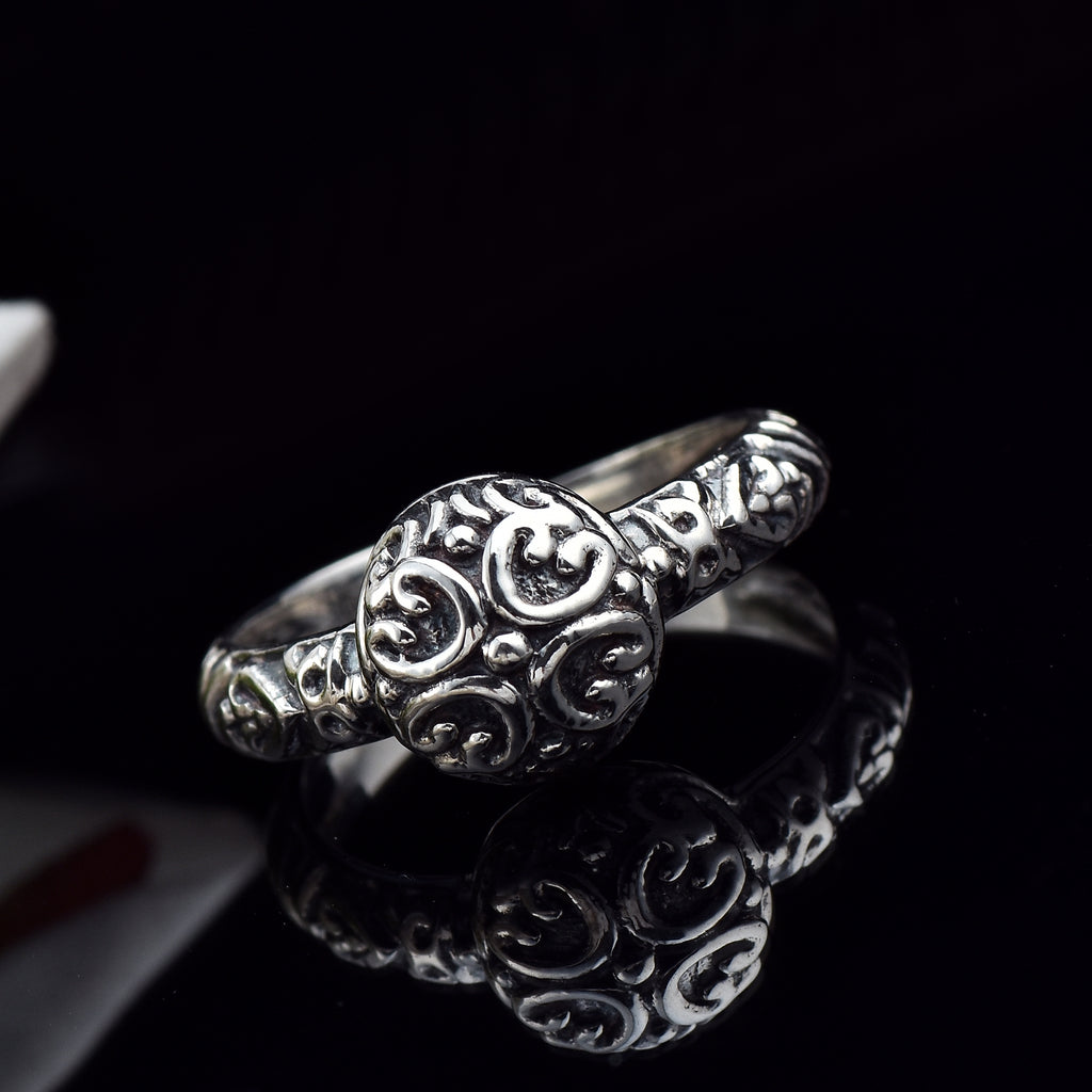 Vintage Floral Scroll Ring 925 Sterling Silver Oxidized