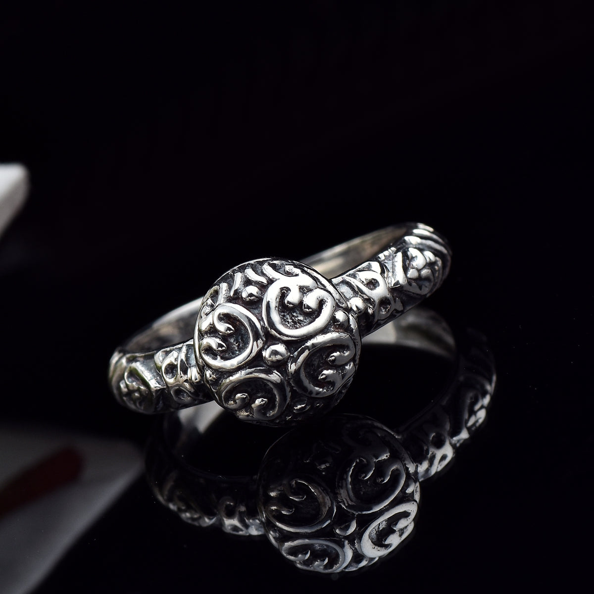 Vintage Floral Scroll Oxidised Ring – 925 Sterling Silver