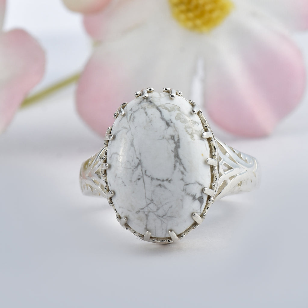 Oval Howlite Statement Ring 925 Sterling Silver