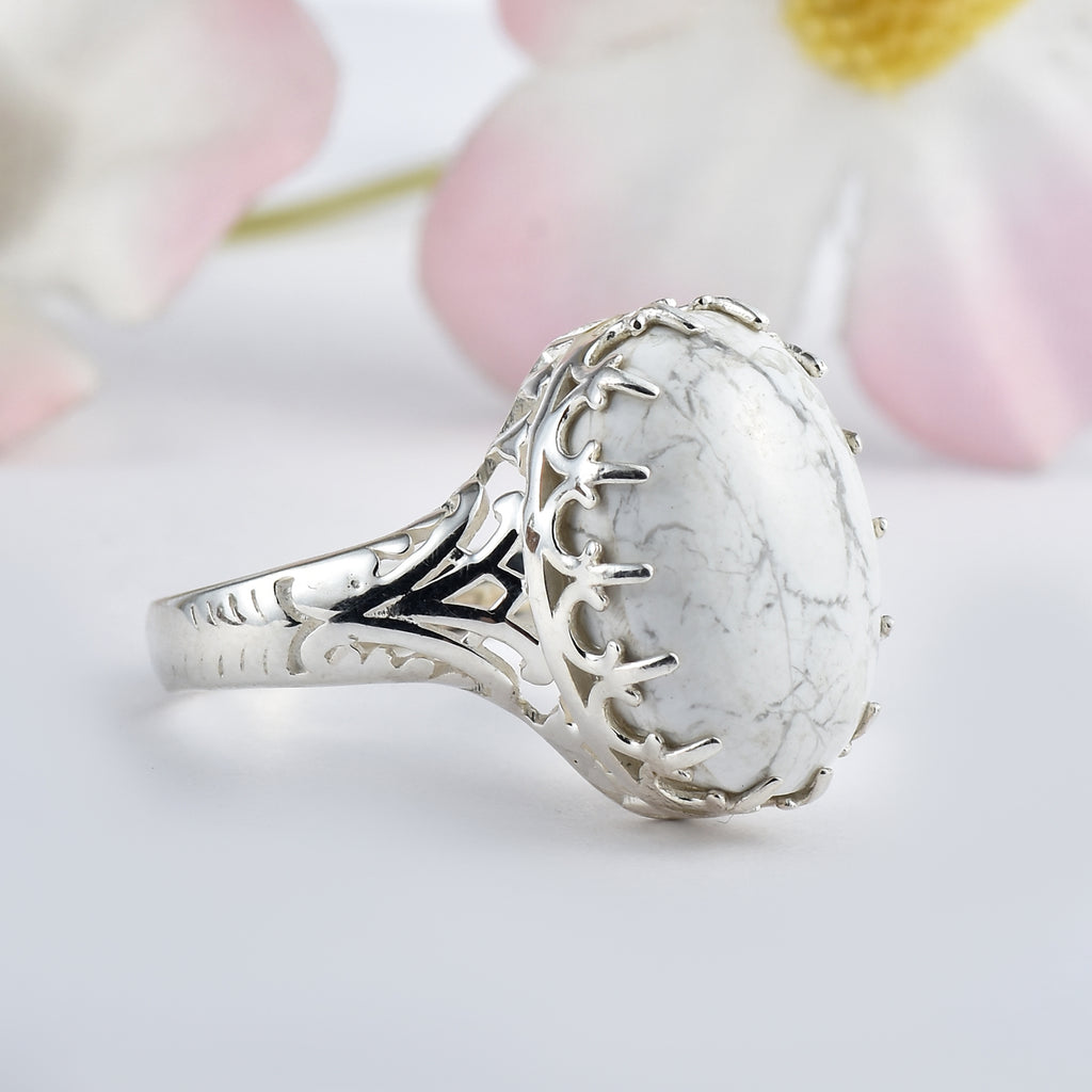 Oval Howlite Statement Ring 925 Sterling Silver
