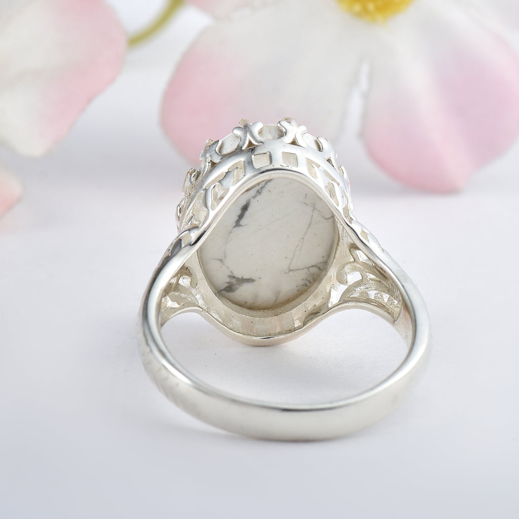 Oval Howlite Statement Ring 925 Sterling Silver