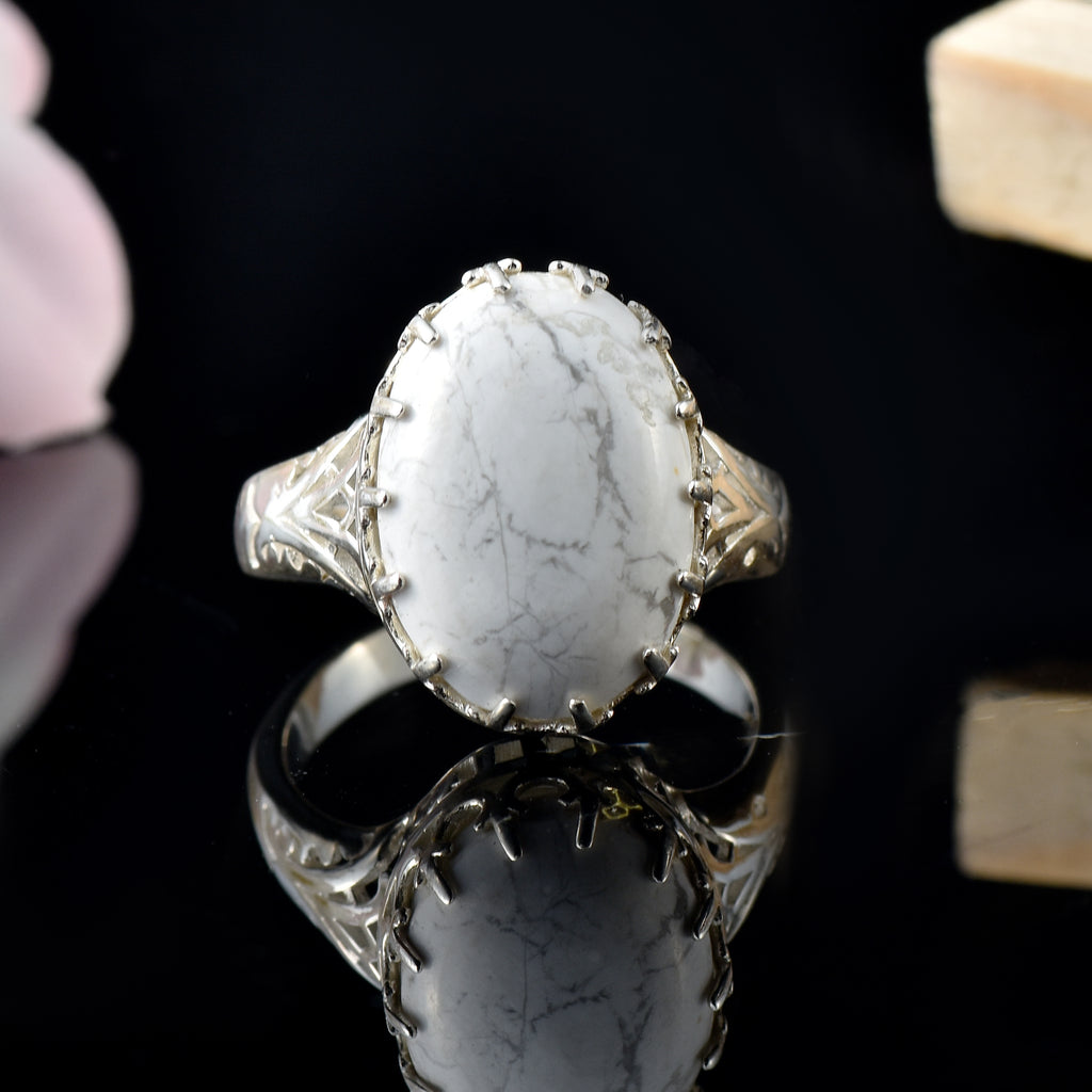 Oval Howlite Statement Ring 925 Sterling Silver