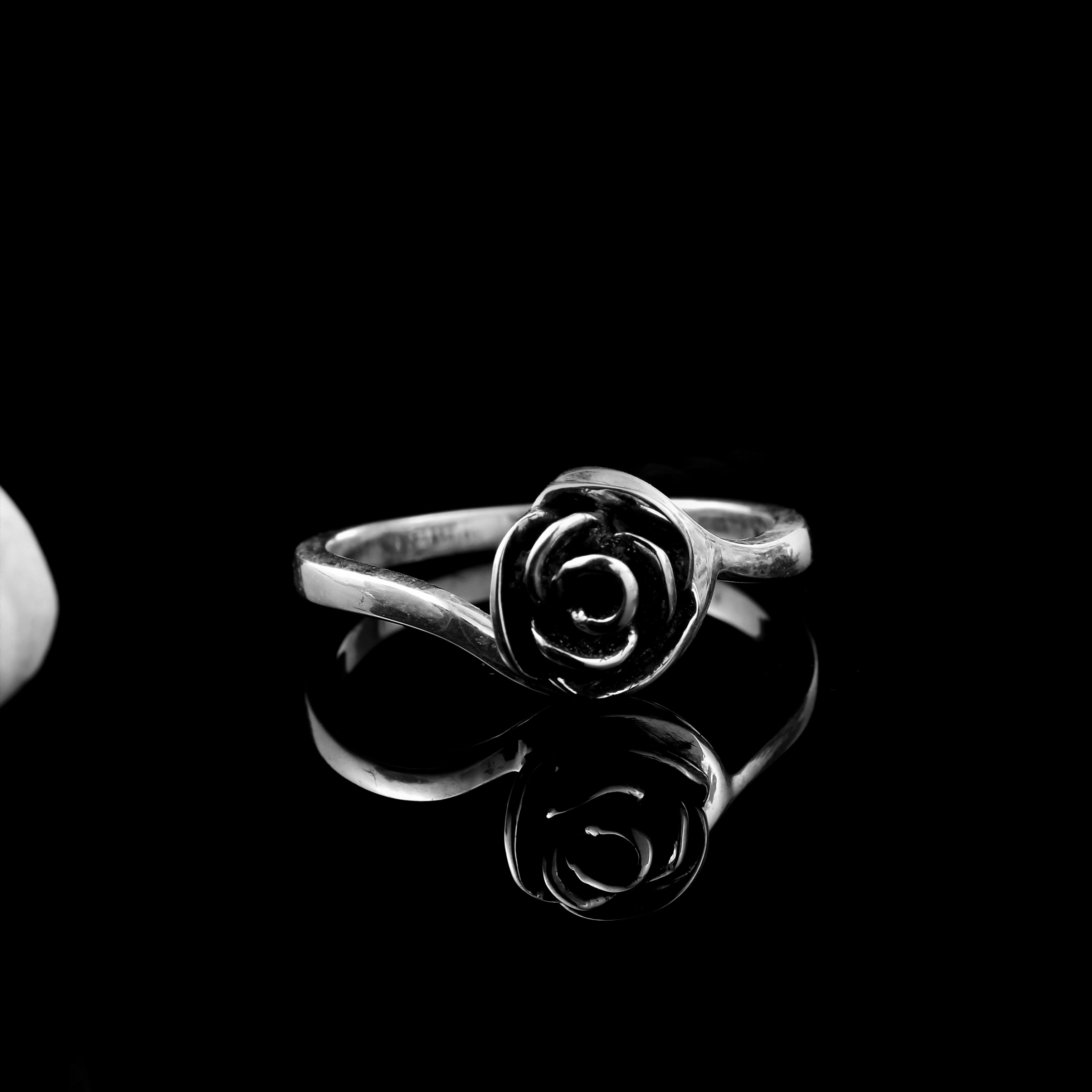 Minimalist  Rose Flower Ring – 925 Sterling Silver