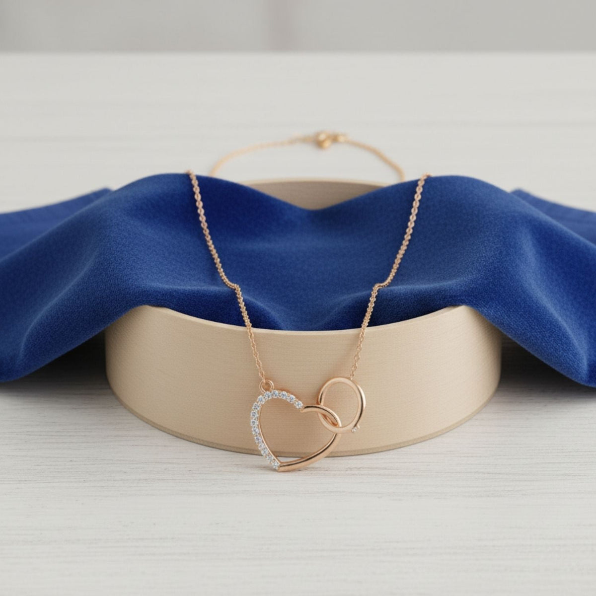 Heart and Circle Interlocking Necklace – 925 Sterling Silver