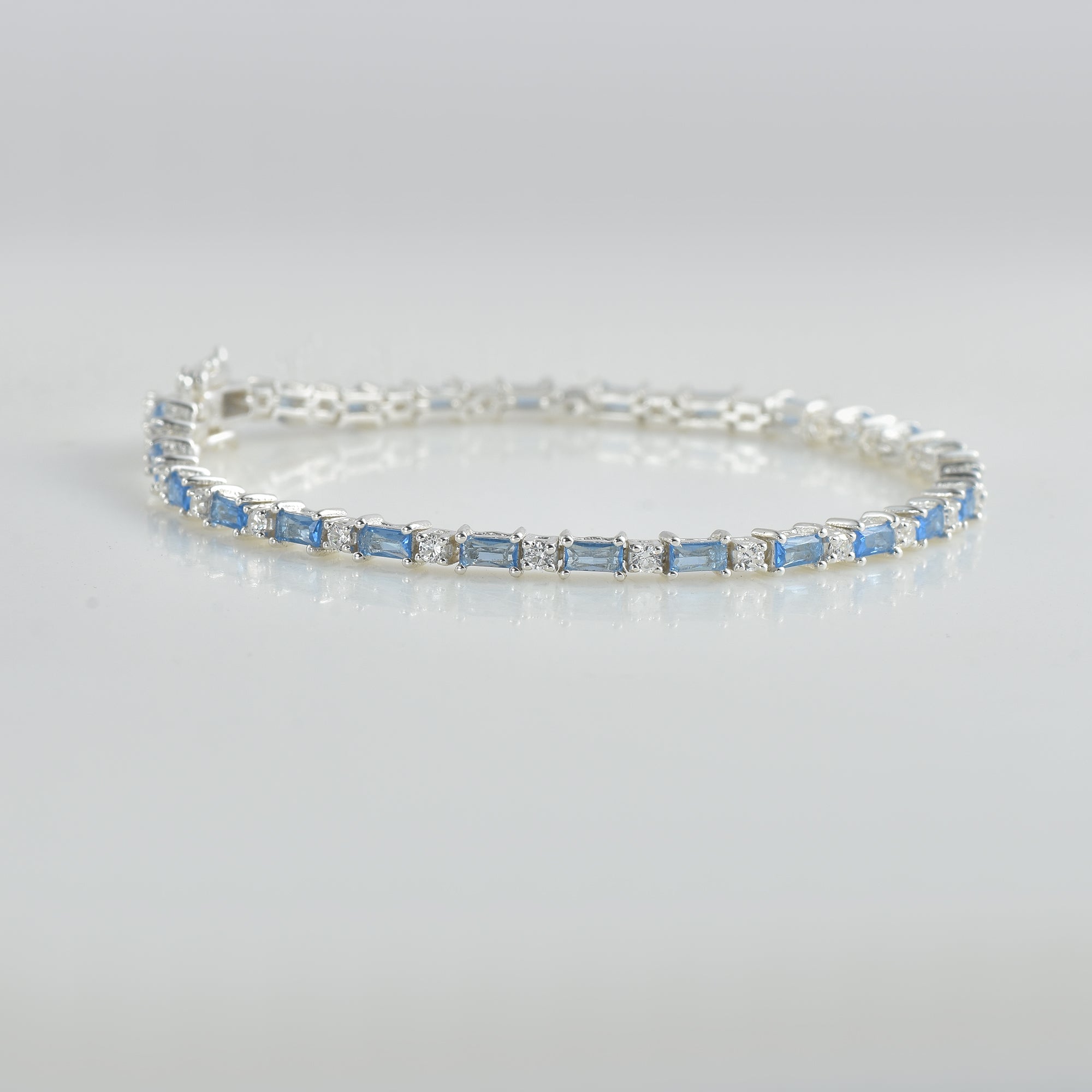 0.78 Carat Baguette Cut Aquamarine Tennis Bracelet 925 Sterling Silver