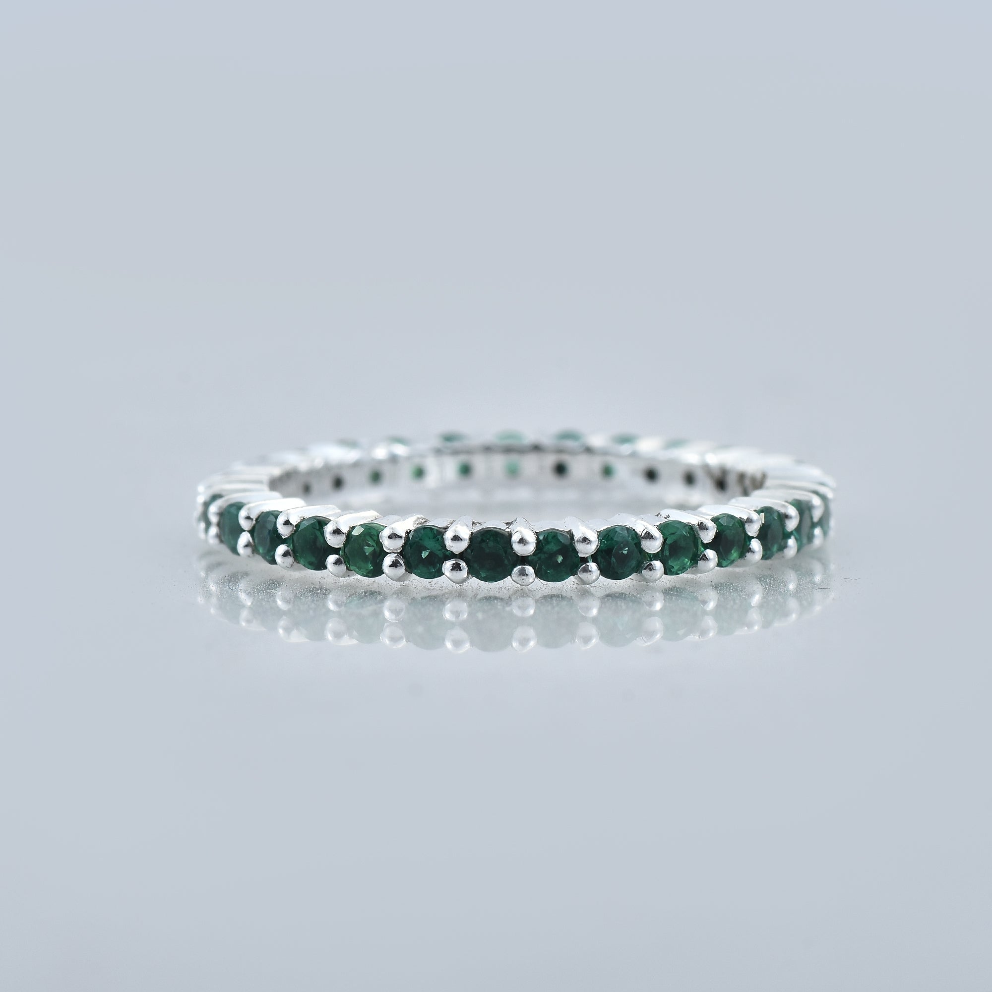 0.90 Ct Round Emerald Eternity Band Ring 925 Sterling Silver