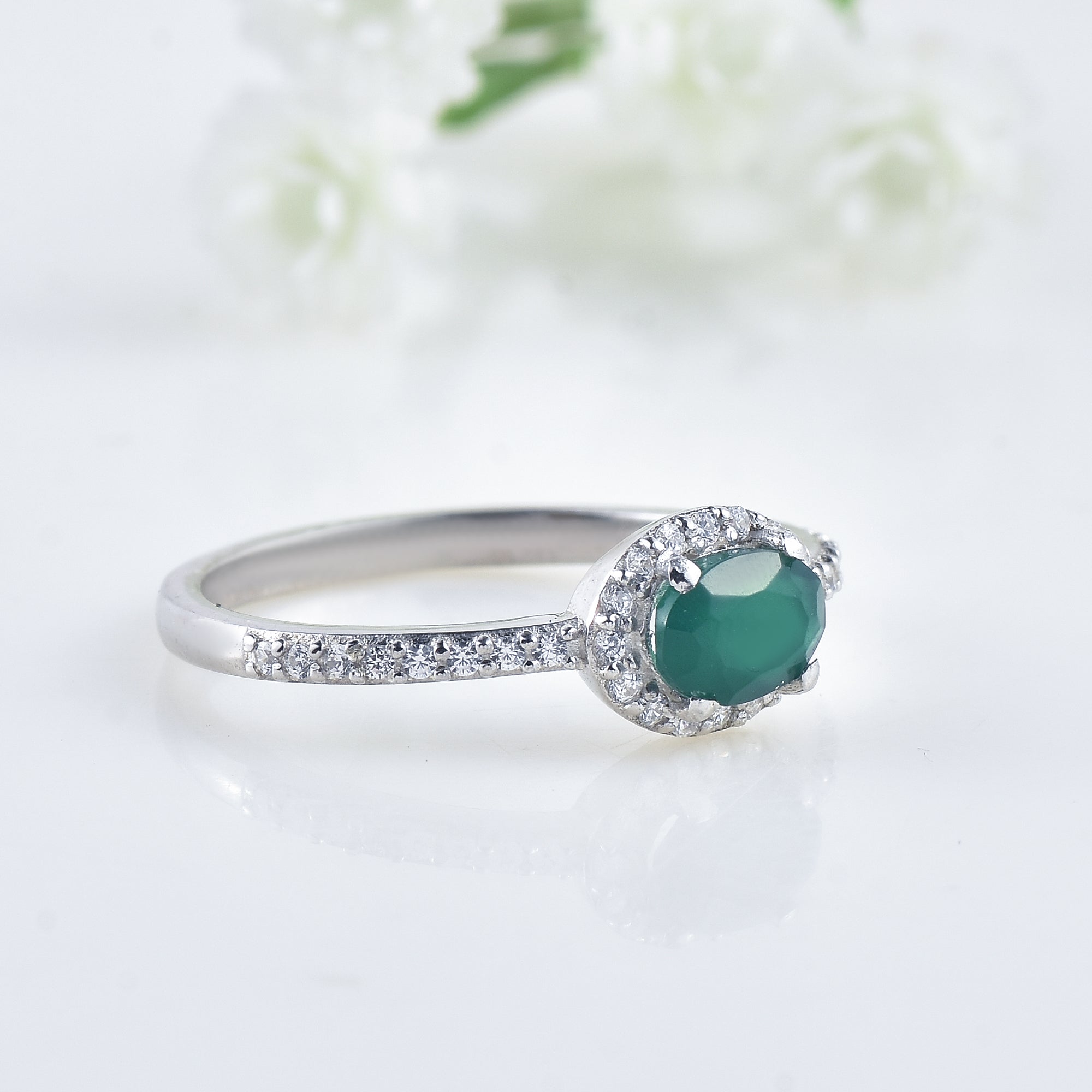 0.50 Ct Oval Green Onyx Halo Ring 925 Sterling Silver