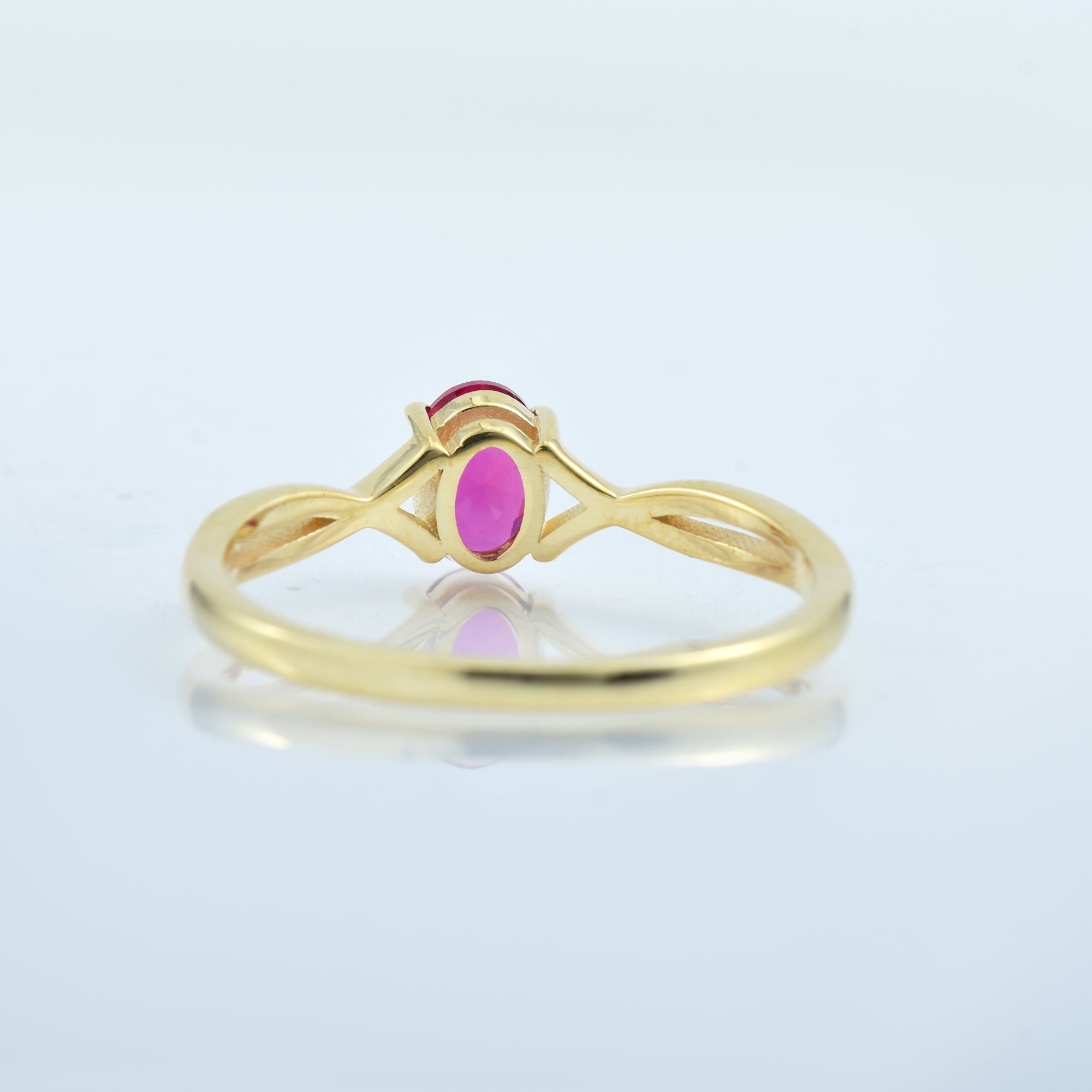 1.00 Ct Oval Ruby Solitaire with Twisted Split Shank Ring 925 Sterling Silver Yellow Plated