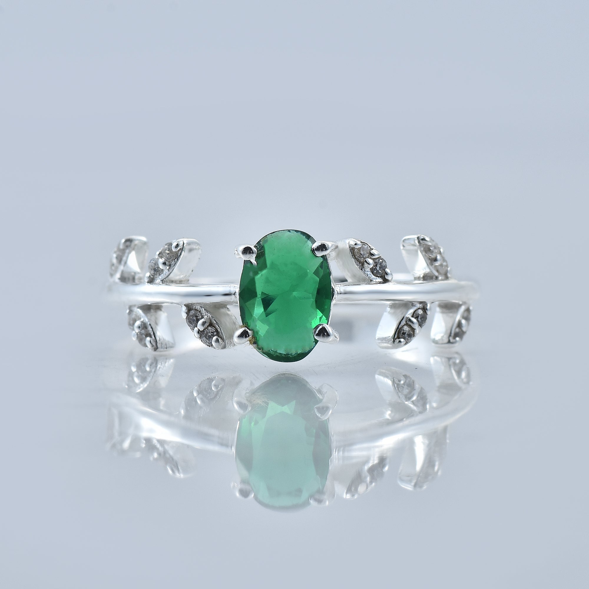 1.00 Ct Oval Emerald Nature-Inspired Vintage Vine Ring 925 Sterling Silver