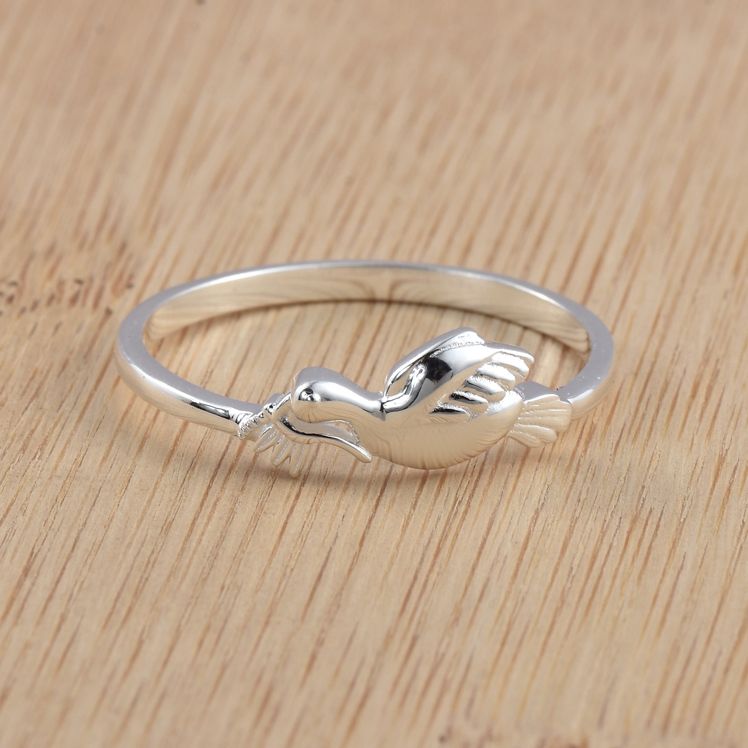 925 Sterling Silver Symbol of Peace and Love Dove Ring