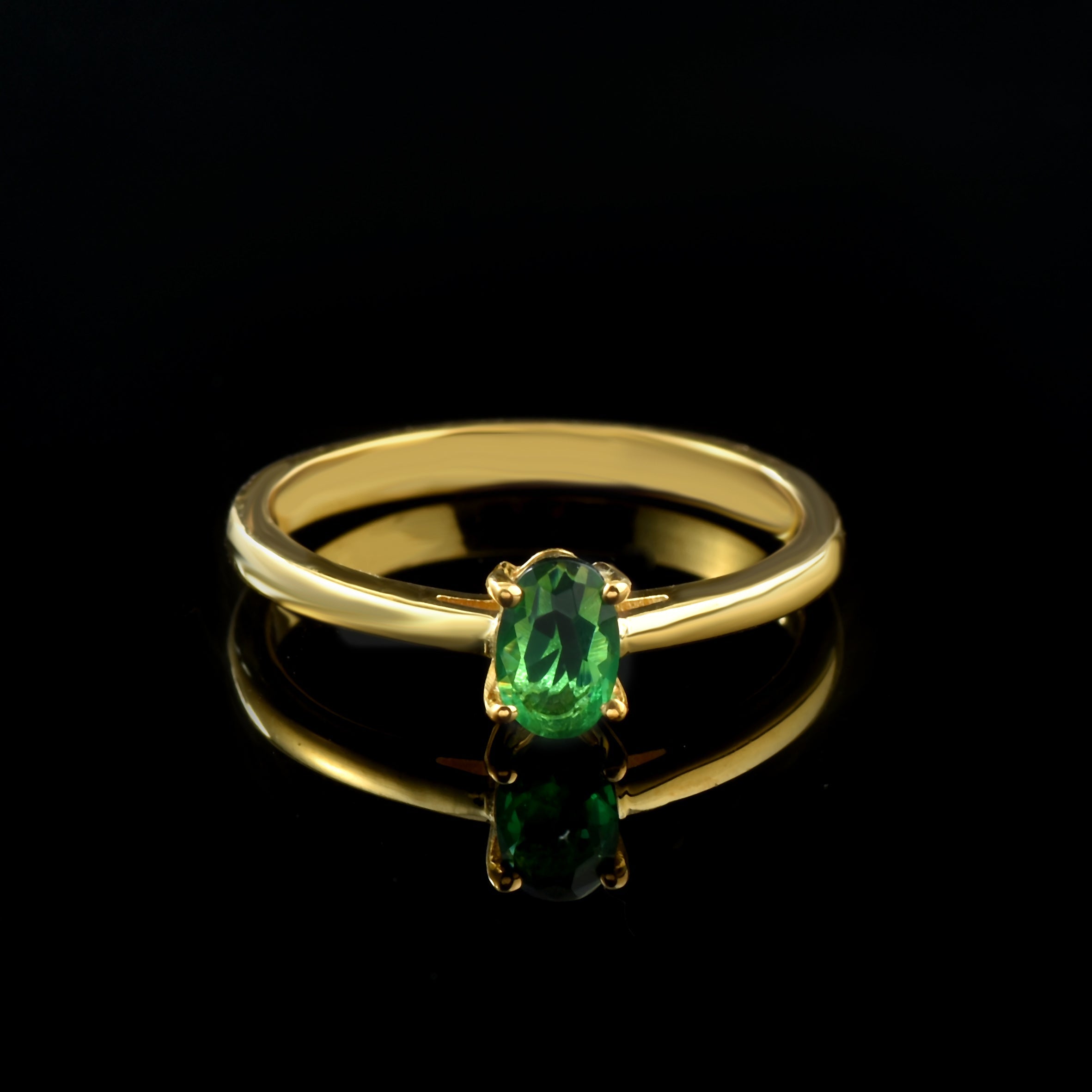 0.50 Ct Oval Chrome Diopside Solitaire Ring 925 Sterling Silver Yellow  Plated