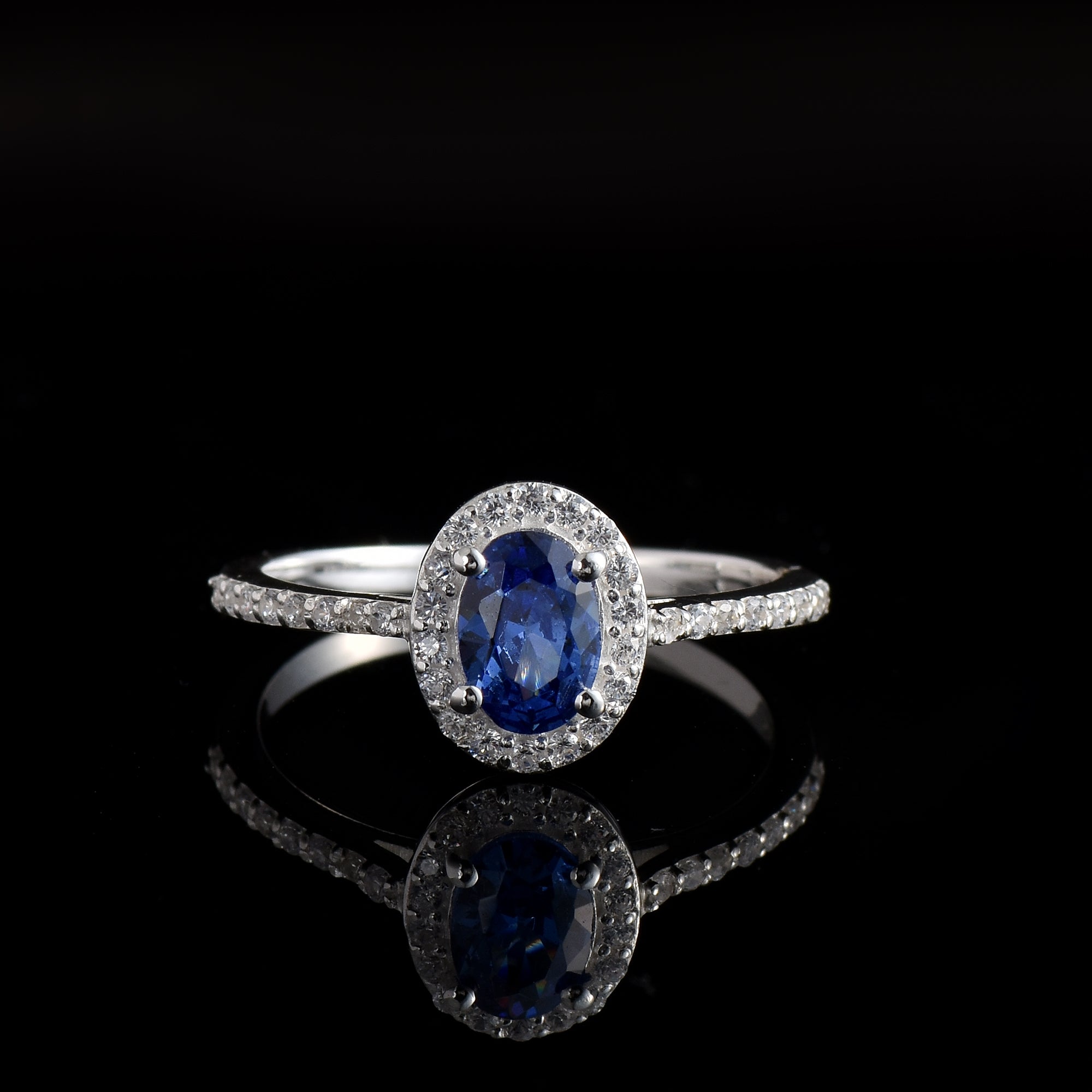 1.00 Ct Oval Shape Tanzanite Halo Ring 925 Sterling Silver