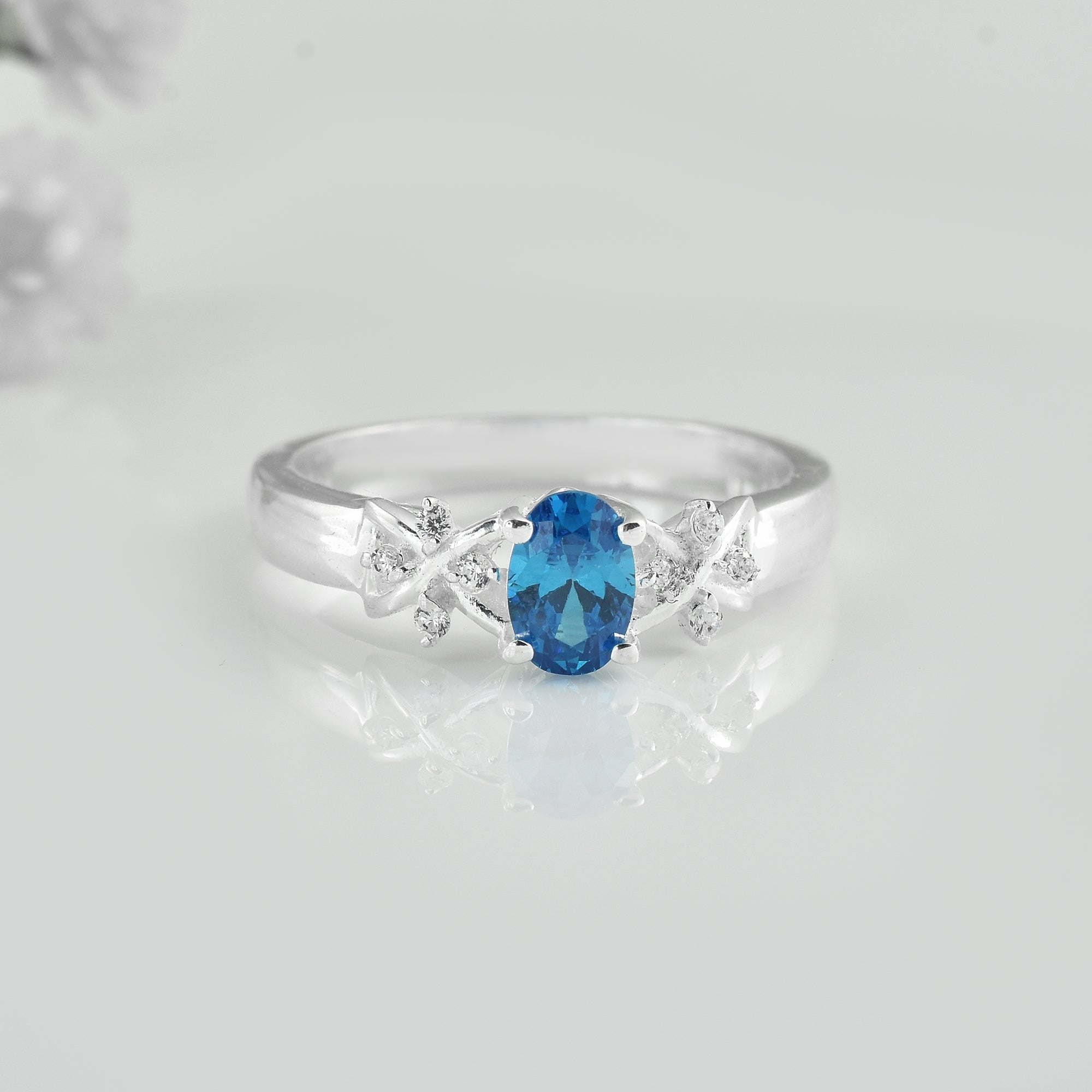 0.50 Ct Oval Shape London Blue Topaz Vine Leaf Ring 925 Sterling Silver