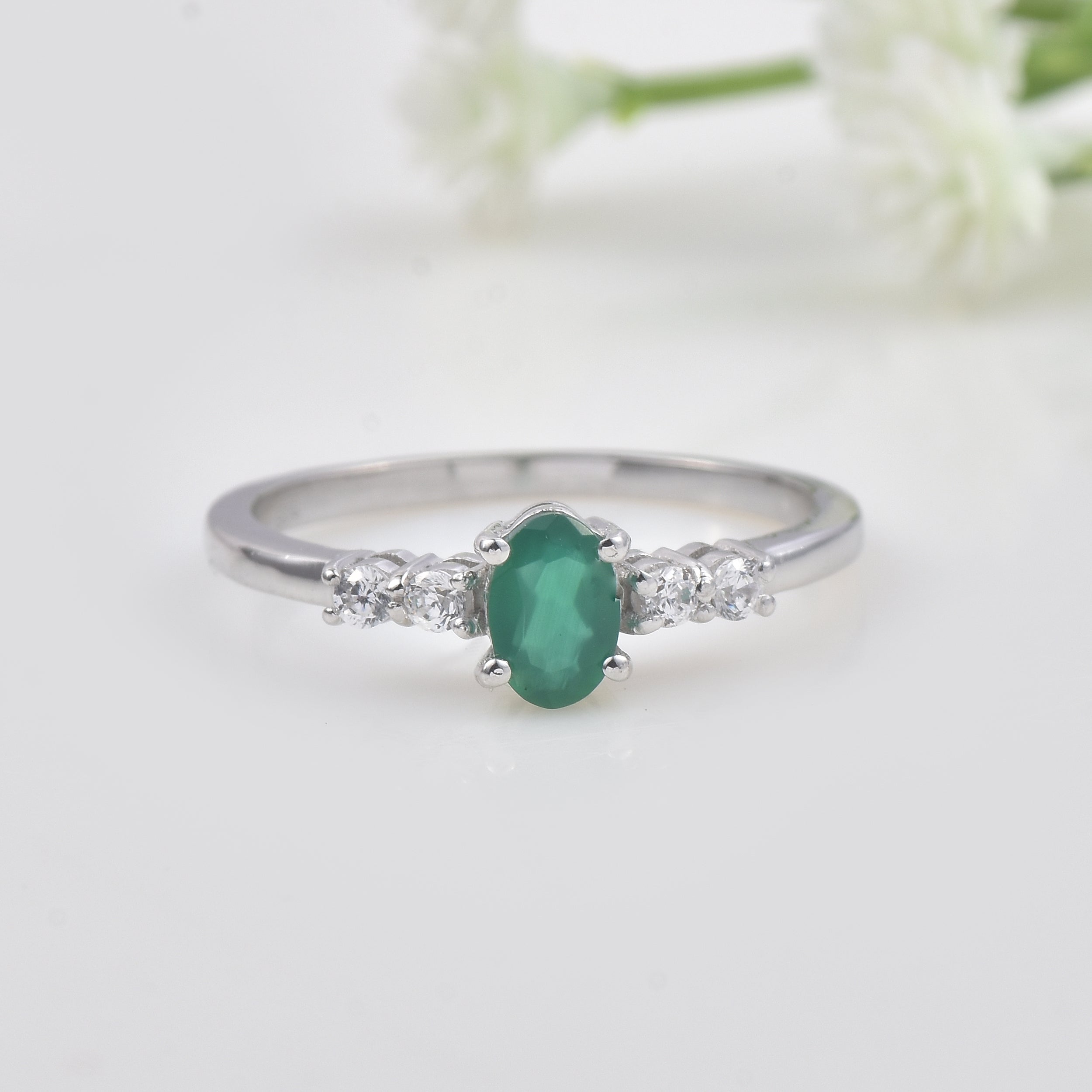 0.50 Ct Oval Emerald Solitaire Side Accents Ring 925 Sterling Silver