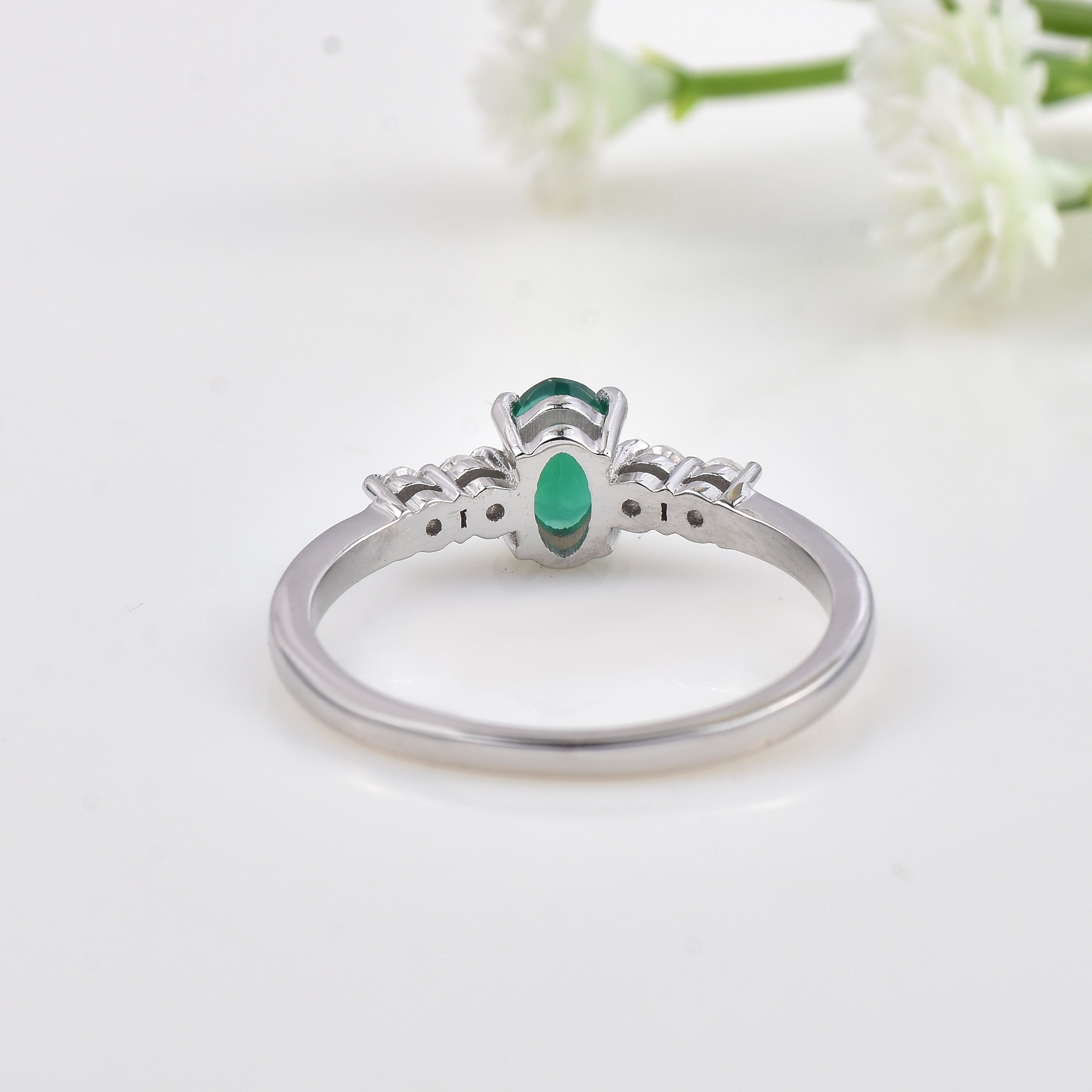0.50 Ct Oval Emerald Solitaire Side Accents Ring 925 Sterling Silver