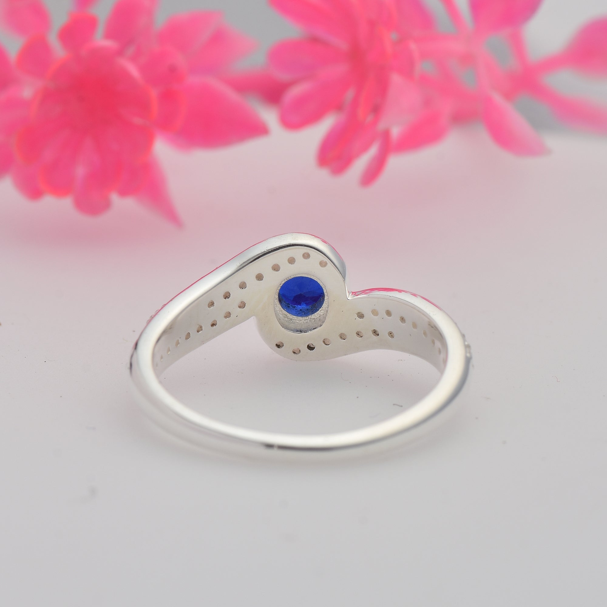 925 Sterling Silver 1.50MM Round Shape White Topaz Gemstone Ring