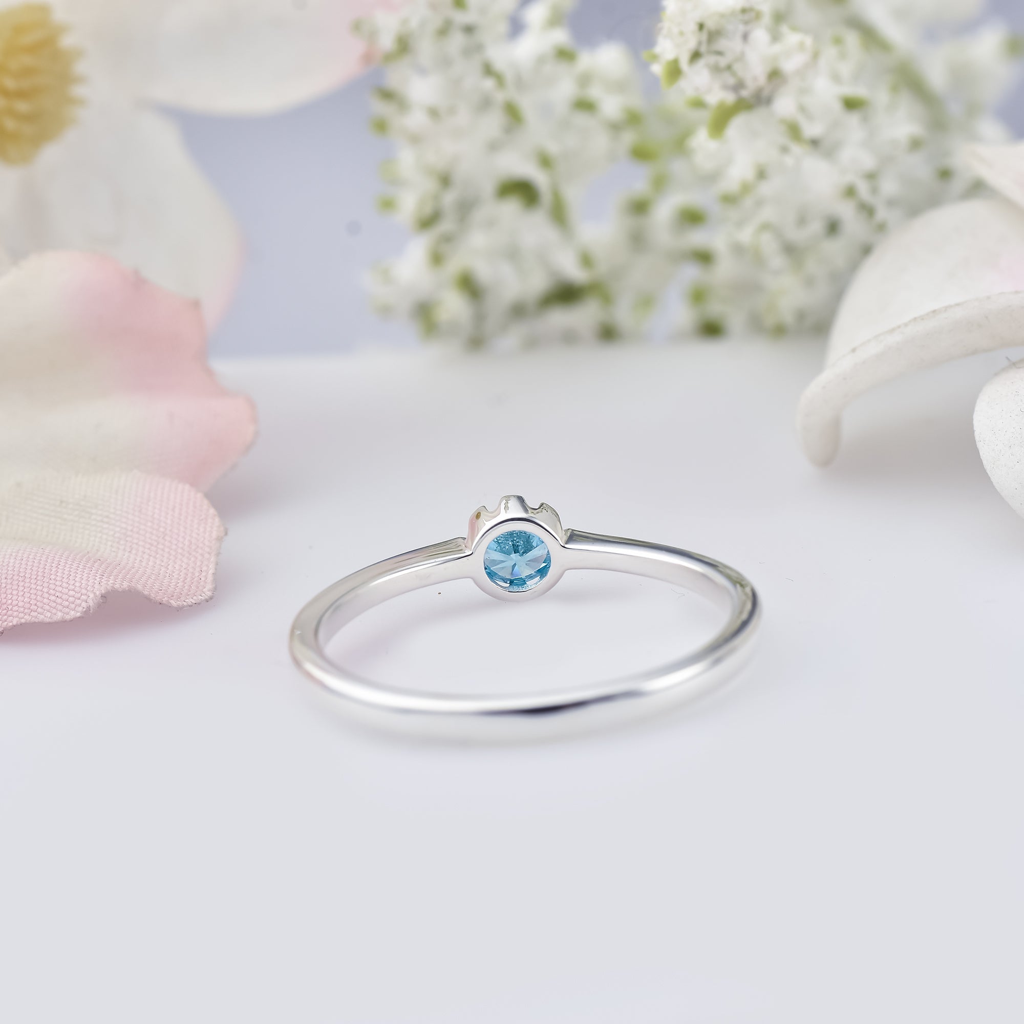 925 Sterling Silver 4MM Round Shape Aquamarine Gemstone Ring