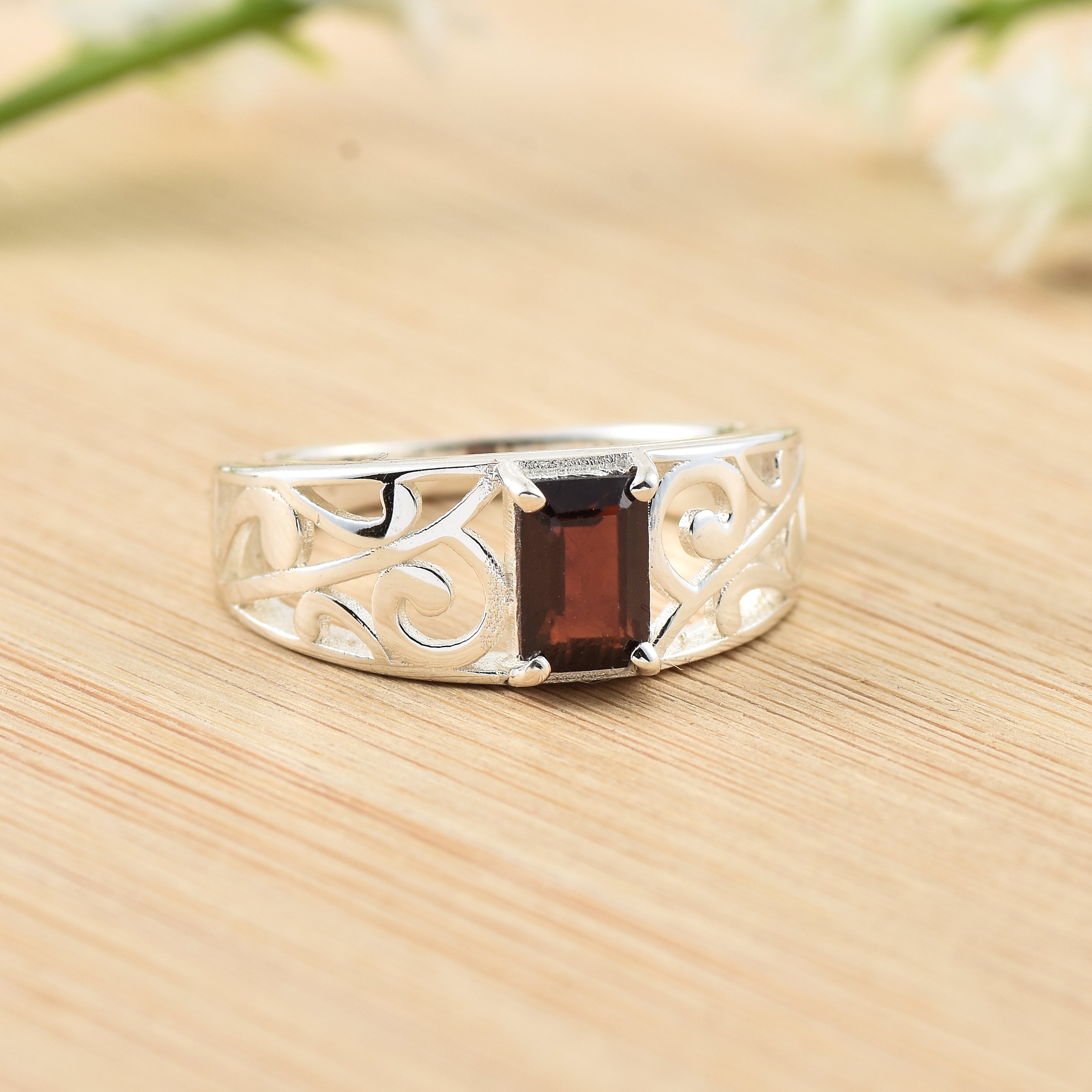 Filigree Ring with 6x4mm Octagon Garnet - 925 Sterling Silver
