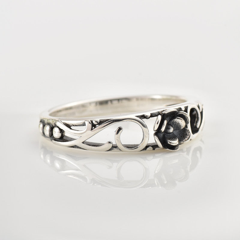 Vintage Floral Design Sterling Silver Ring 925 Nature Inspired Jewelry