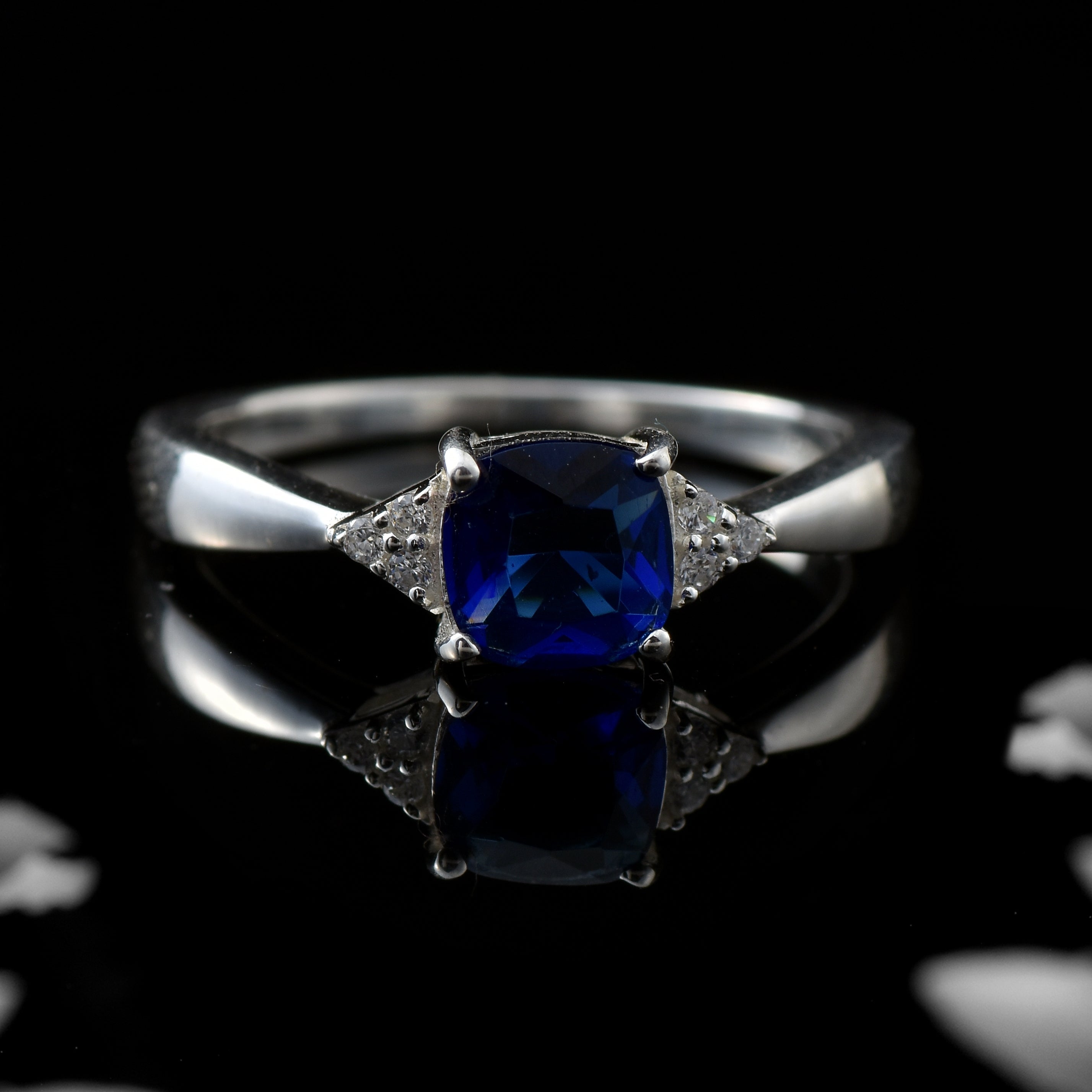 6x6mm Cushion Blue Sapphire Ring 925 Sterling Silver