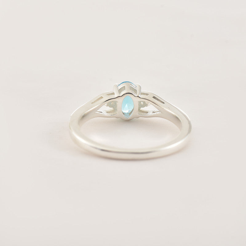 6x4mm Oval Swiss Blue Topaz Three Stone Ring 925 Sterling Silver