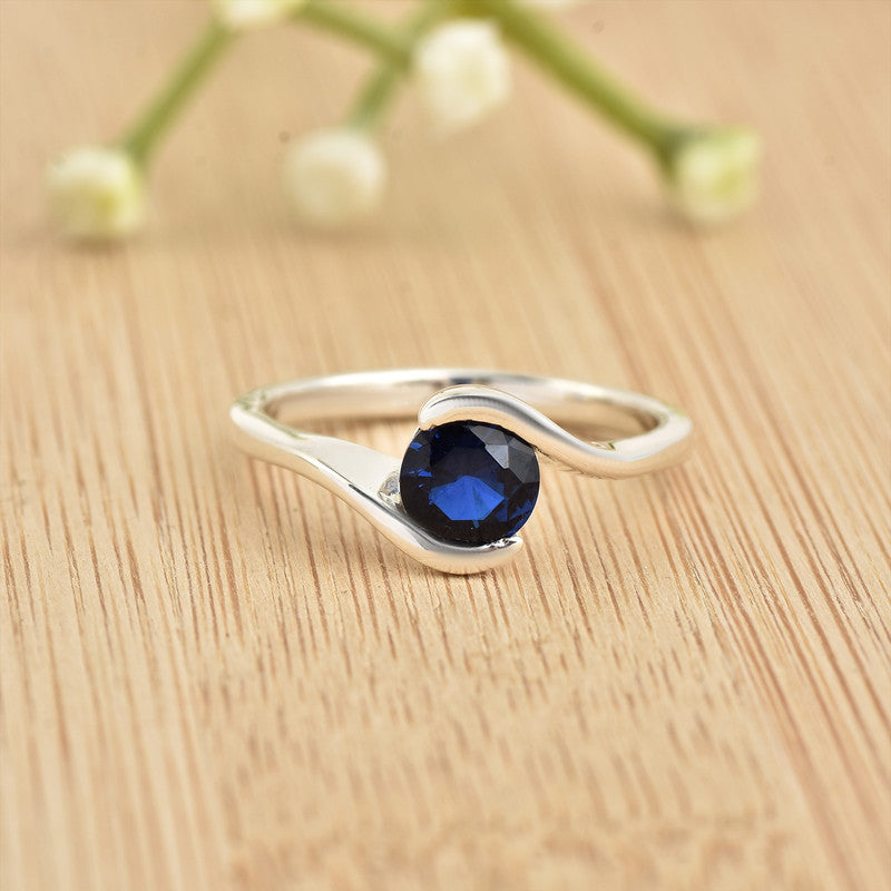 925 Sterling Silver 6x6mm Round Blue Sapphire Solitaire Ring