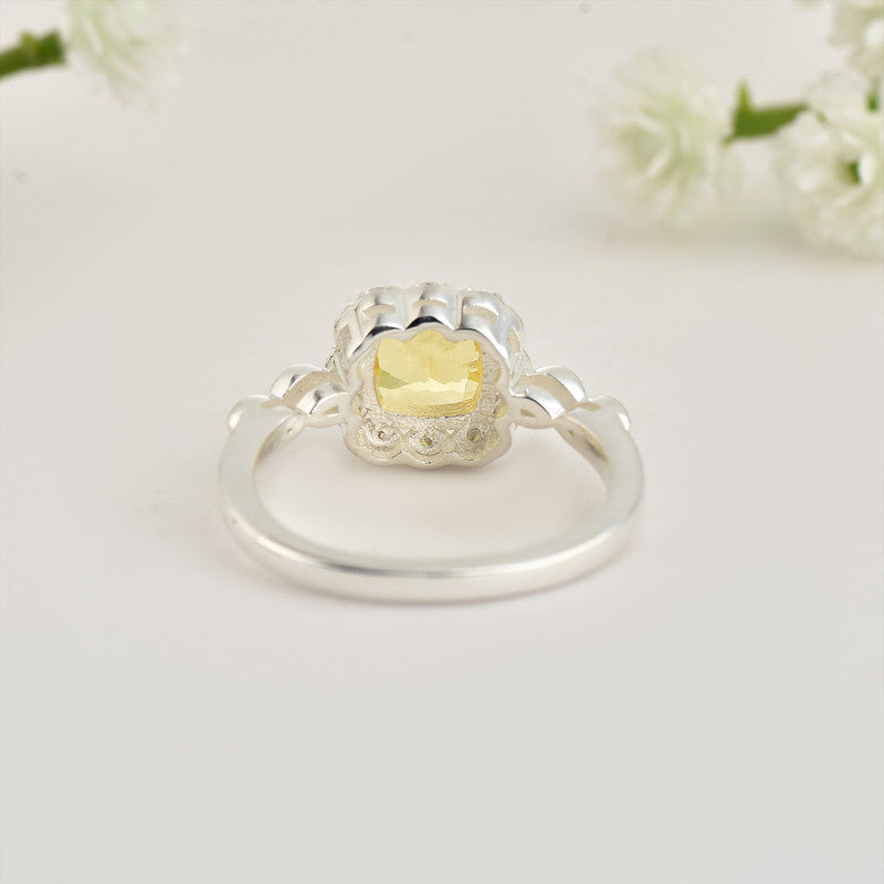 925 Sterling Silver 6x6mm Round Lemon Quartz Ring with Halo Accents