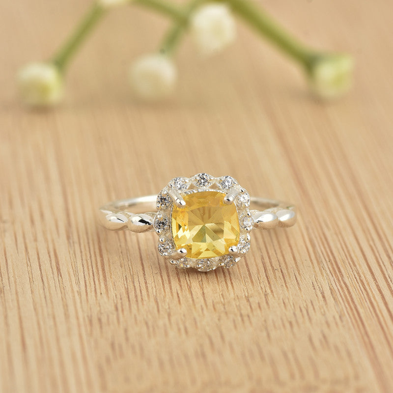 925 Sterling Silver 6x6mm Round Lemon Quartz Ring with Halo Accents