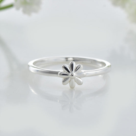 Daisy Flower Dainty Ring – 925 Sterling Silver